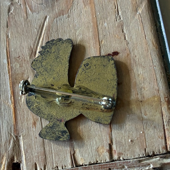 Colorful Bird-Shaped Pin - Picture 2 of 3